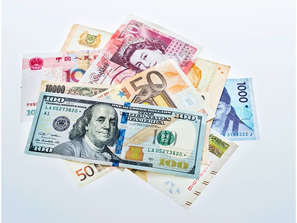 India's forex reserves dip by $1.02 billion to $697.93 billion