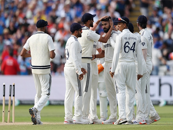 India bury England under avalanche of runs, 7 wickets away from levelling series