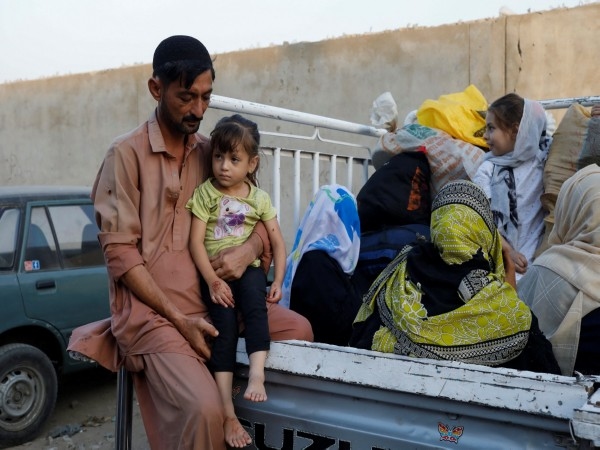 Tajikistan begins deporting Afghan refugees before deadline ends, over 150 sent back: Report
