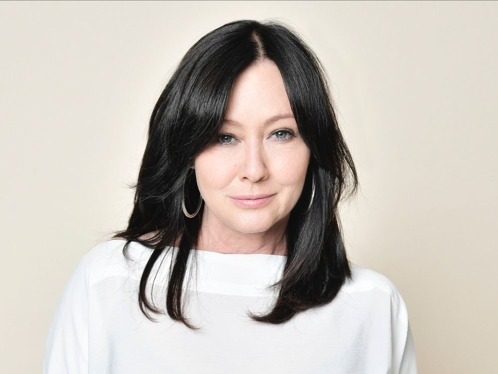 Shannen Doherty's pals pay heartbreaking tribute to '90210' star one year after her death
