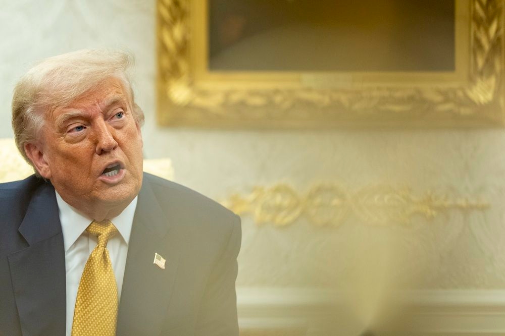 Trump hosts Gulf leaders at White House as new violence raises questions about progress toward peace