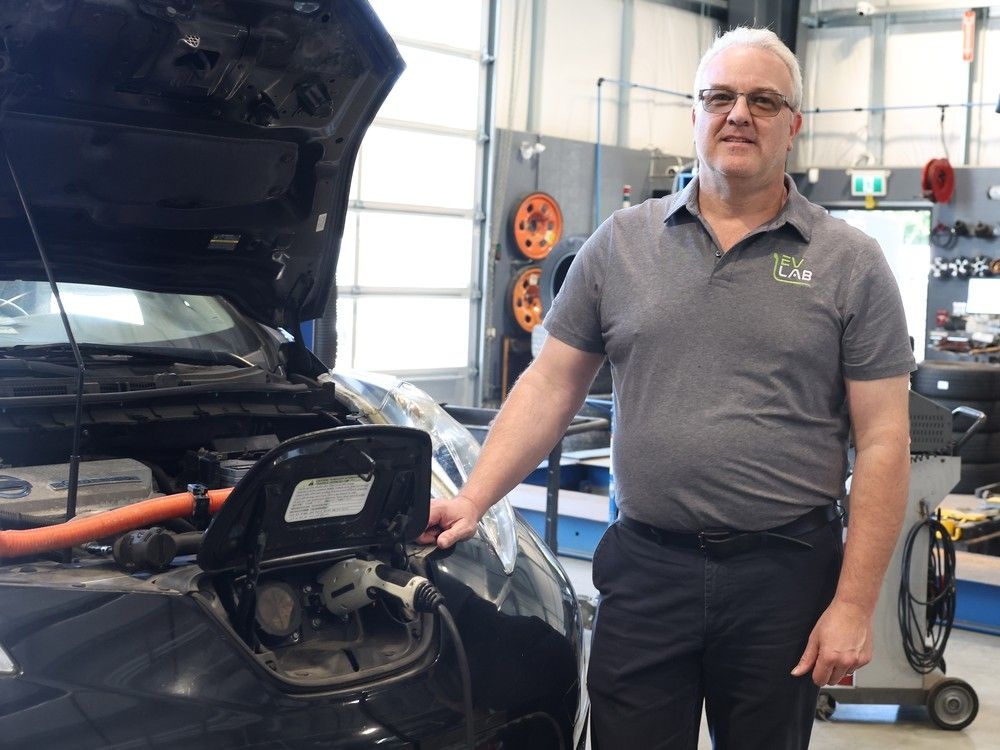 Who decides when a damaged EV is safe to travel on B.C. Ferries?