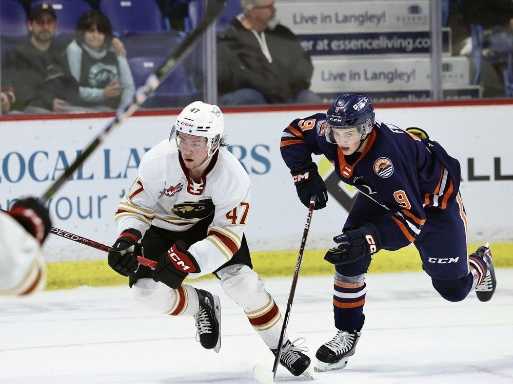Memorial Cup host Kelowna Rockets recruit Mazden Leslie away from NCAA