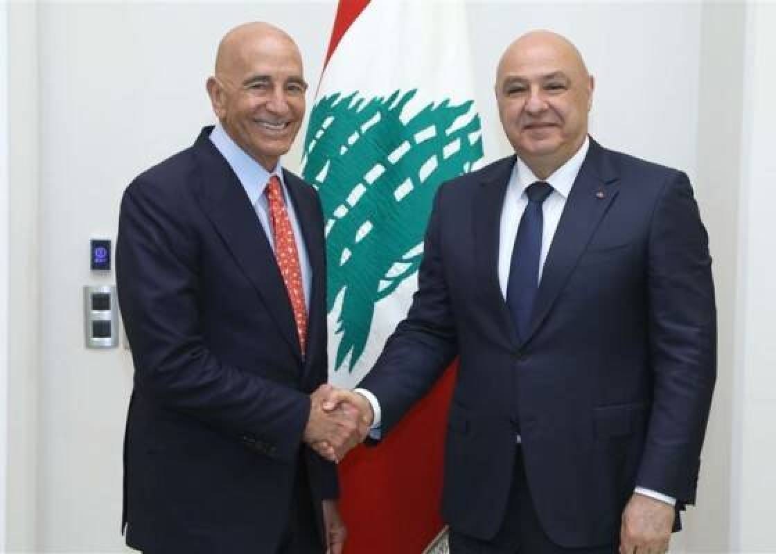 الرئيس عون يلتقي برّاك بحضور سفيرة الولايات المتحدة