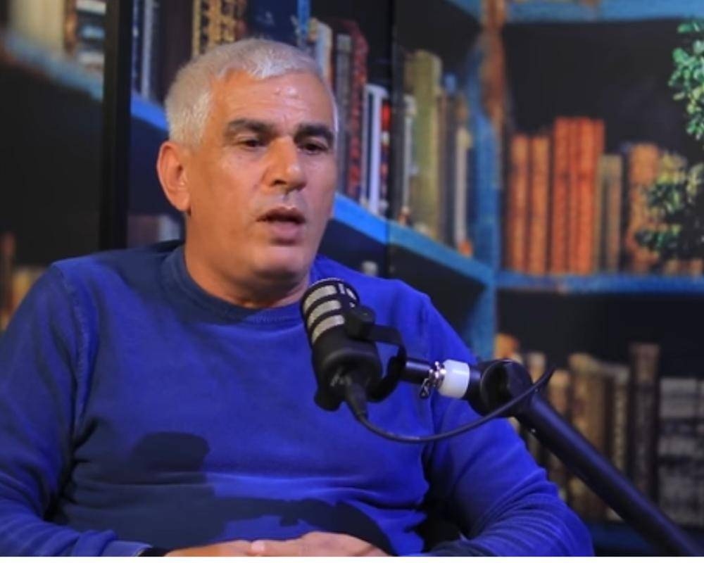 العلاقات الاعلامية في "حزب الله" دانت اعتقال مدير مكتب قناة الميادين في فلسطين