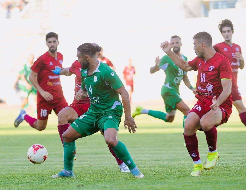 بطولة لبنان... فوز كاسح للأنصار على النجمة (6-1)