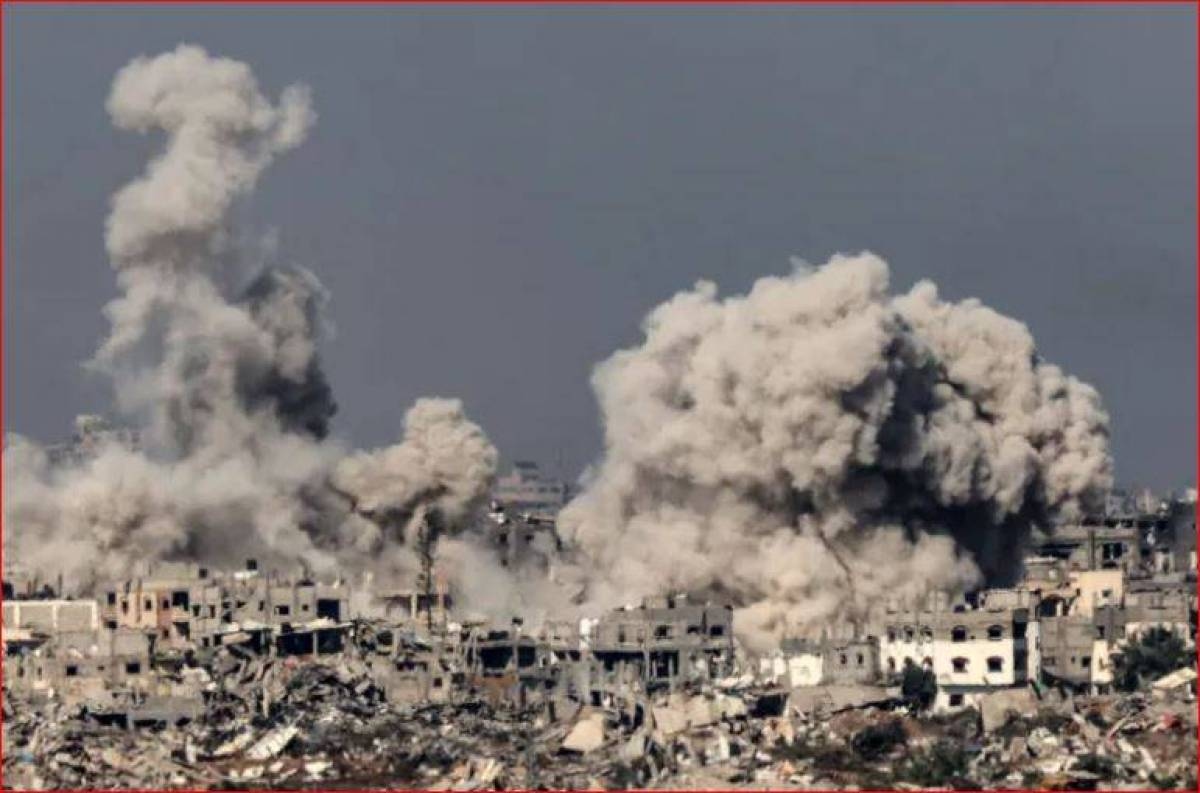 5 شهداء ومفقودون تحت الأنقاض في قصف إسرائيلي استهدف نازحين وأبراجًا سكنية في غزة