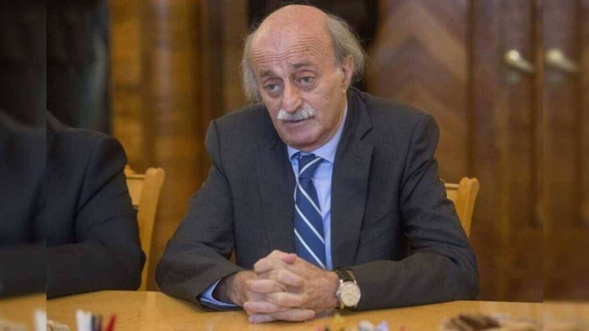 جنبلاط: ندعو لحلّ سياسي في السويداء