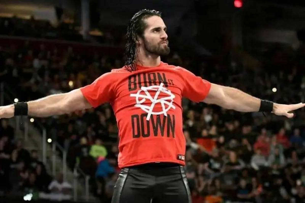 رياضة تمثيلية؟... نجوم WWE يعانون من إصابات حقيقية كلاعبي كرة القدم