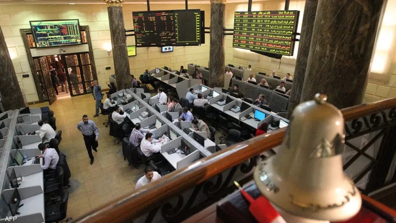 3 شركات مقيدة بالبورصة تشتري 600.2 ألف سهم خزينة