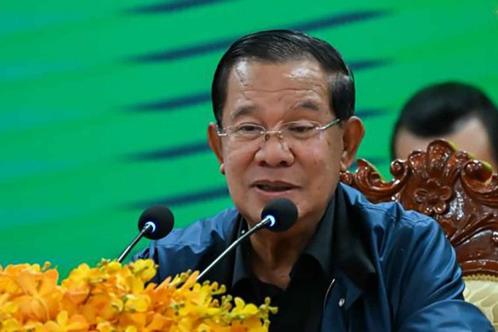 Hun Sen's livestream 'breaks law'