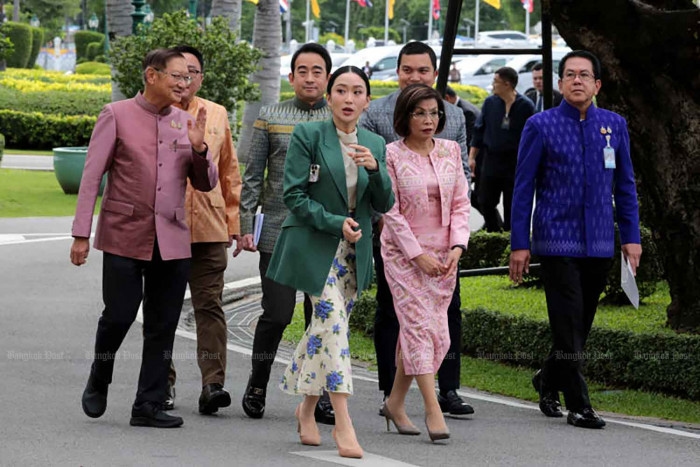 Problems pile up for beleaguered cabinet