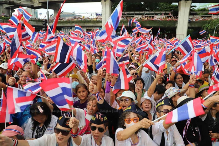 Firms call for calm amid political tumult