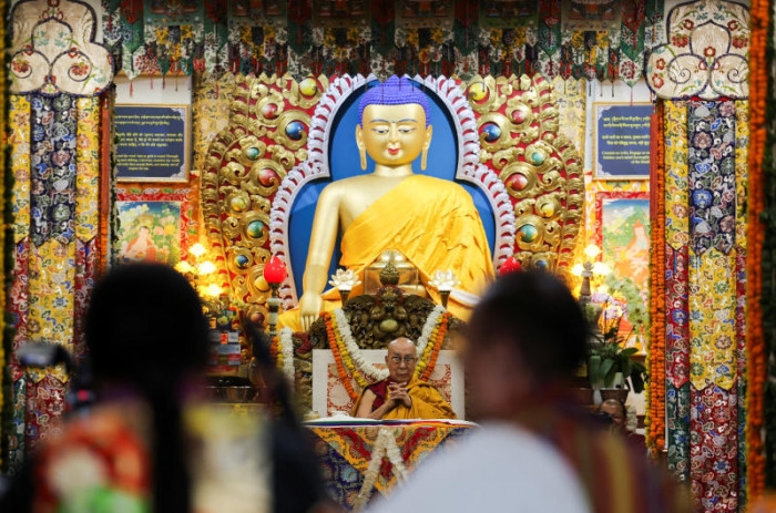 Dalai Lama 'hopes to live beyond 130 years'