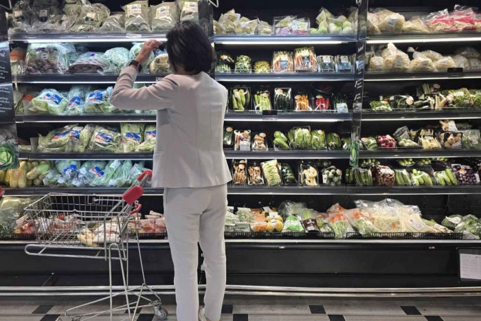 CPI falls for 3rd straight month in June