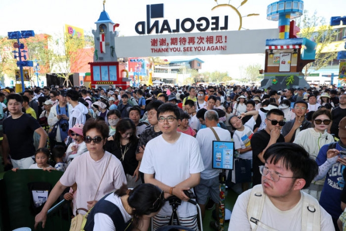 China's visa-free policy pays dividends as overseas entries soar in 2025