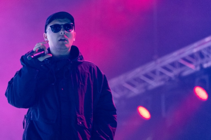 French town withdraws pop festival funding over Kneecap appearance