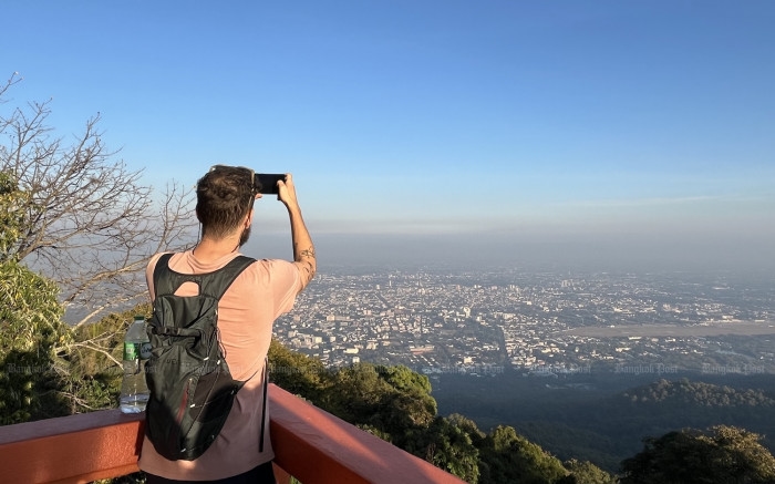 Tourism industry likes Thaksin's ‘CEO governor' idea
