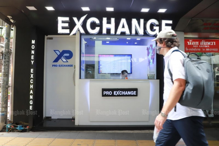 Baht falls from highest since 2022 on conflict with Cambodia