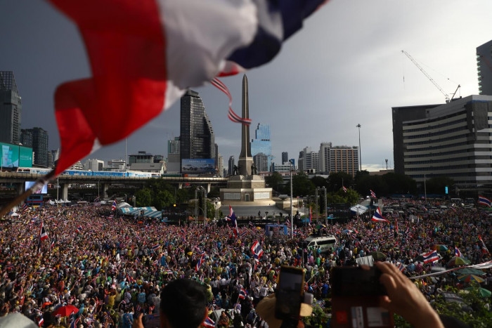 Thai political battles take toll on investment