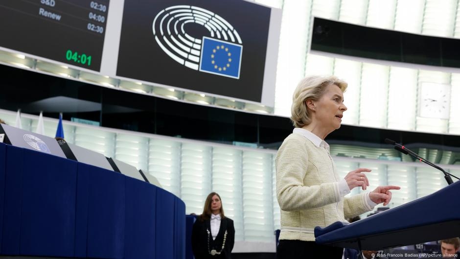 New EU sanctions on Russia 'unprecedented'  – DW – 07/18/2025