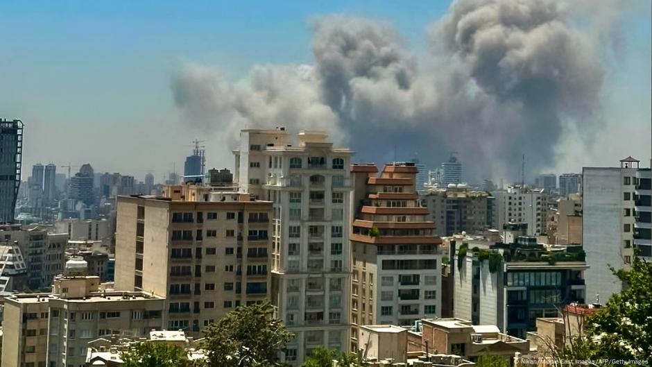 Iran says Monday's Israeli strike on Evin prison killed 71 – DW – 06/29/2025