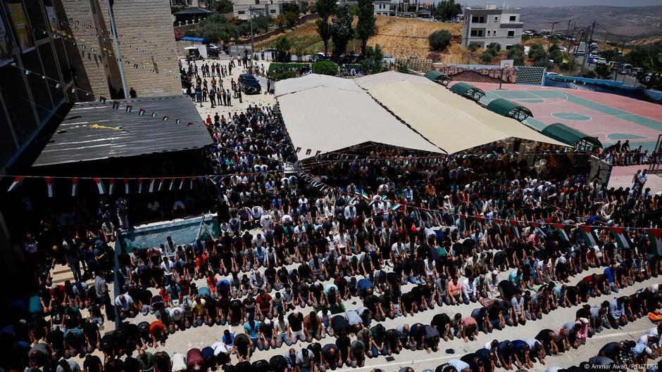West Bank: Deadly settler attack against Palestinians – DW – 07/13/2025