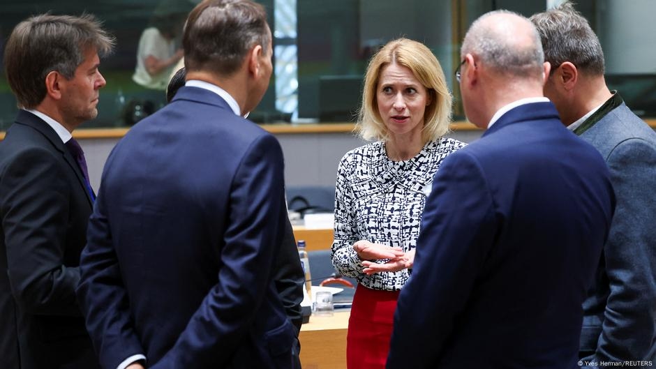 Ukraine updates: EU foreign ministers mull Russia sanctions – DW – 07/15/2025