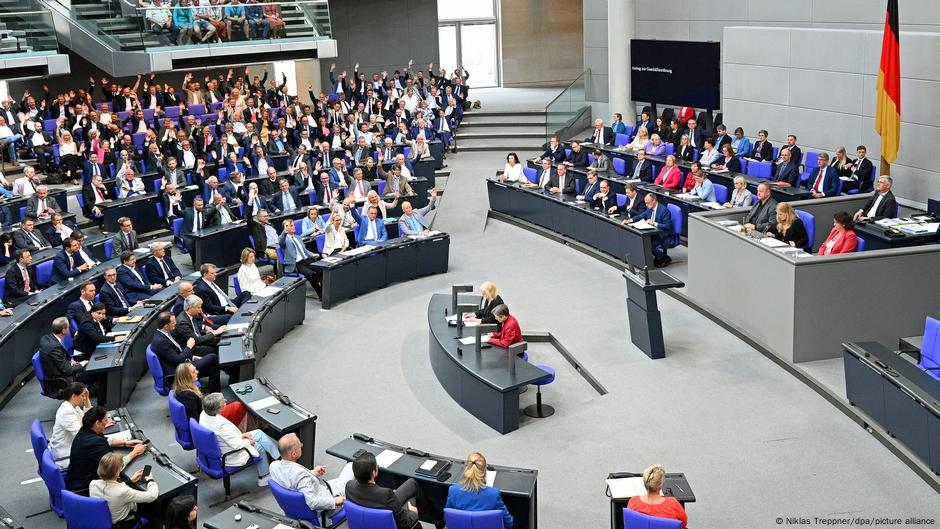 Germany updates: 'Bundestag a prime target' for cyberattacks – DW – 07/20/2025