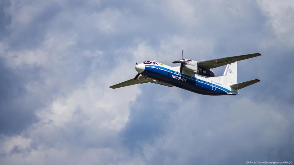 Passenger plane crashes in eastern Russia – DW – 07/24/2025