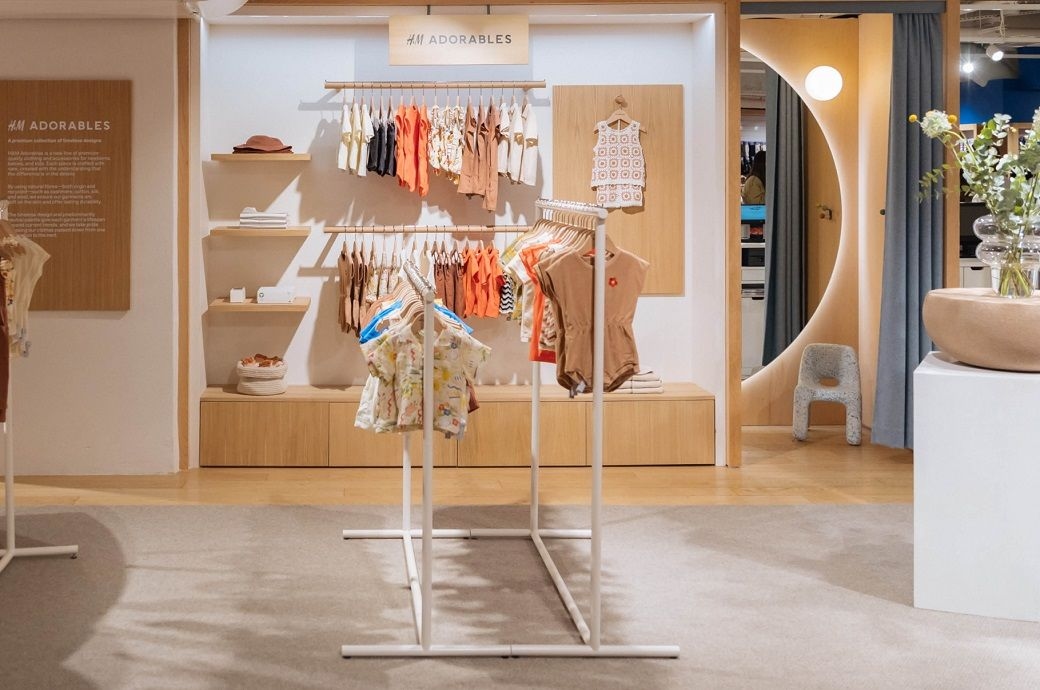 H&M launches first French shop-in-shop for premium childrenswear line