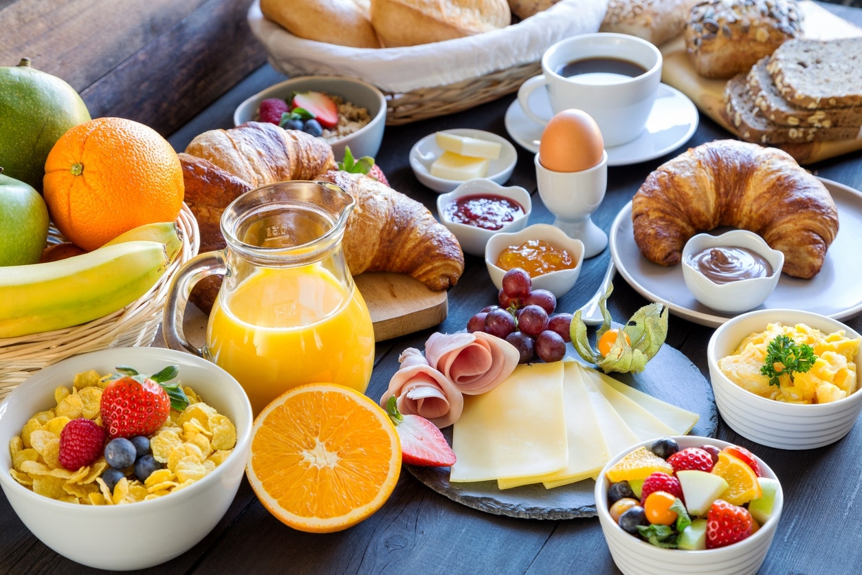 This breakfast mistake makes people reach for sugary snacks in the afternoon