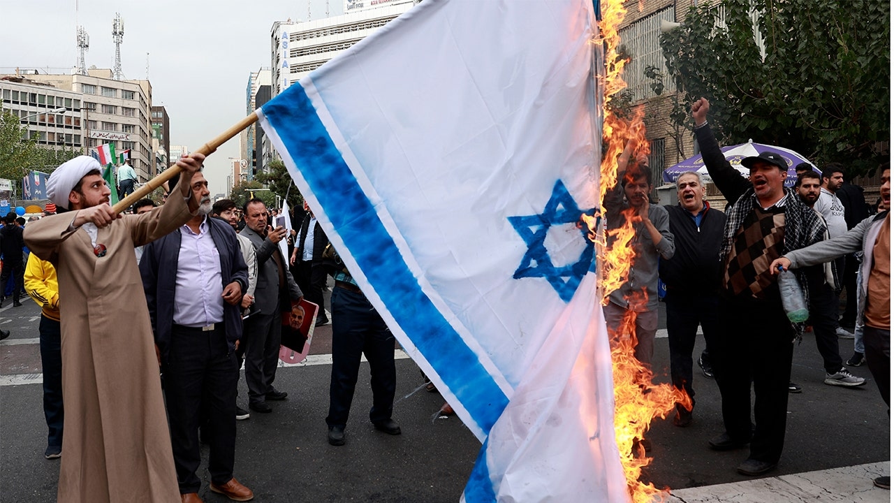 Iran's Jews caught in crossfire of regime's propaganda war