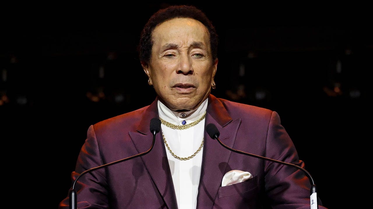 Smokey Robinson faces new scrutiny after 2015 sexual assault investigation closed