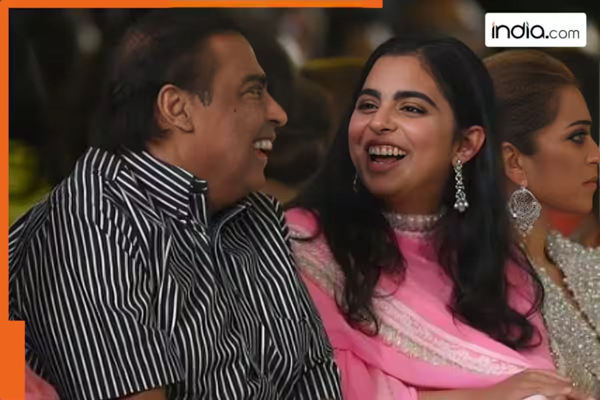 How much salary does Isha Ambani earn at Reliance? Mukesh Ambani's daughter earns more salary than her father, her monthly income is Rs...