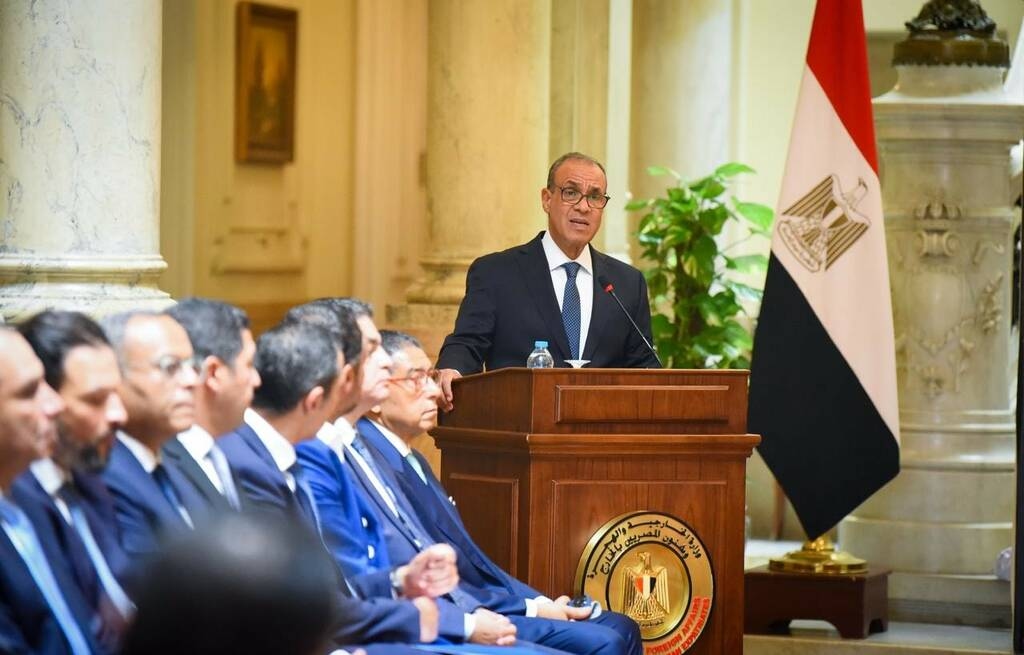 وزير الخارجية المصري يشارك في مائدة مستديرة لدعم الصادرات والاستثمارات
