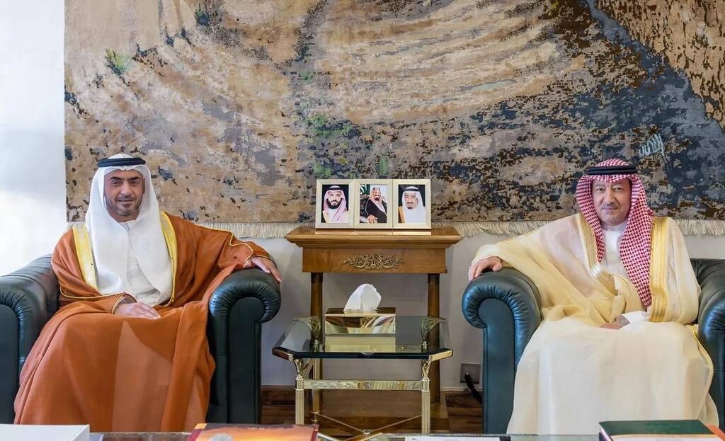 مباحثات سعودية إماراتية لتعزيز التعاون الثنائي
