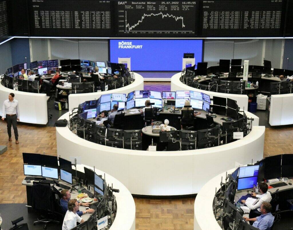 انخفاض أسهم شركات صناعة السيارات الألمانية بسبب تهديدات ترامب