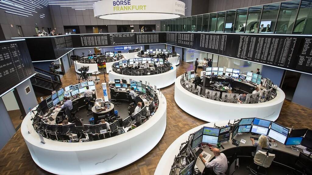 أسهم أوروبا تصعد بآمال إبرام اتفاق تجاري مع أمريكا