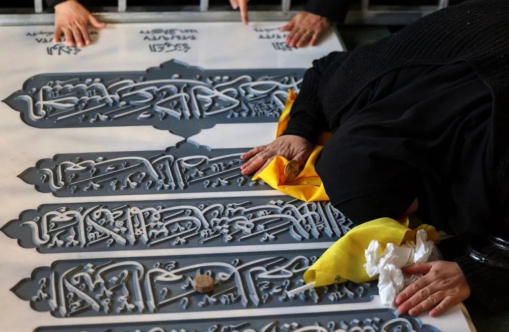 Report: Hezbollah Orders Its Fighters to Vacate Areas South of Litani