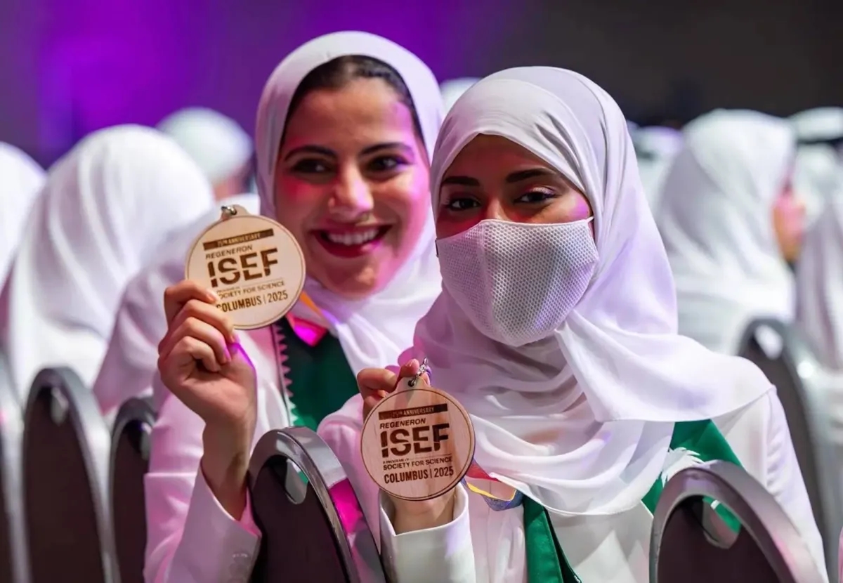 السعودية تحصد 23 جائزة في «آيسف 2025»