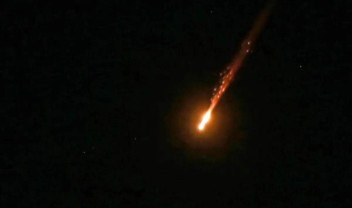 3 Injured in Jordan by Unspecified Falling Object