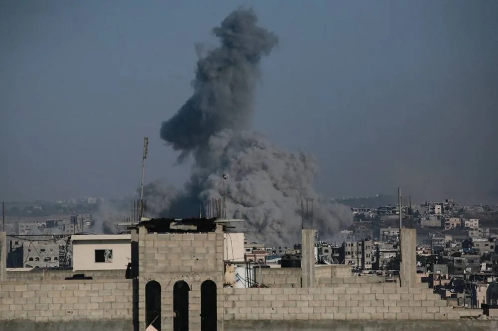 Israeli Fire Kills 41 People in Gaza, Medics Say