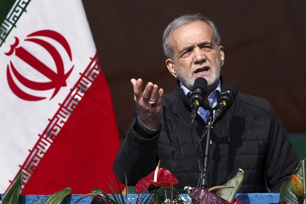 Iran Tells France its Nuclear Rights ‘Cannot Be Taken Away by Threats or War'