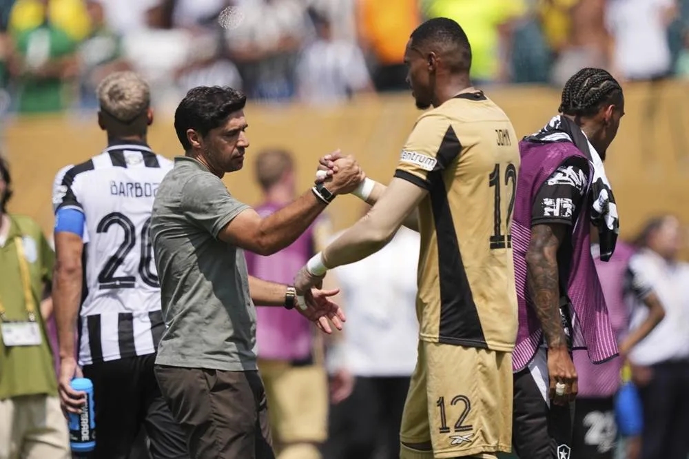Brazilian Derby Heartbreak Leaves Botafogo's Club World Cup Dream in Tatters
