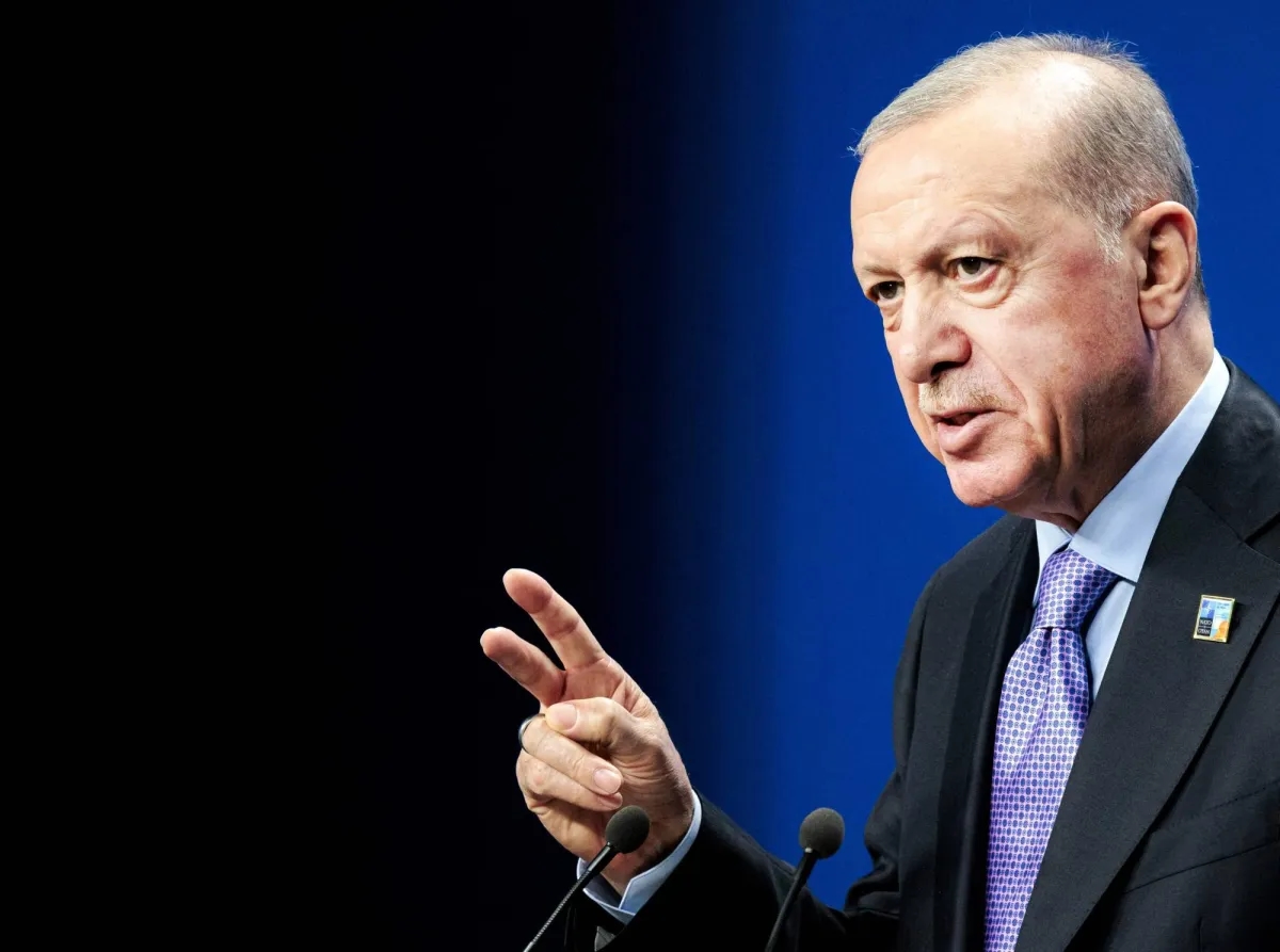 إردوغان: السلام سيكتسب زخماً مع بدء «العمّال الكردستاني» إلقاء السلاح