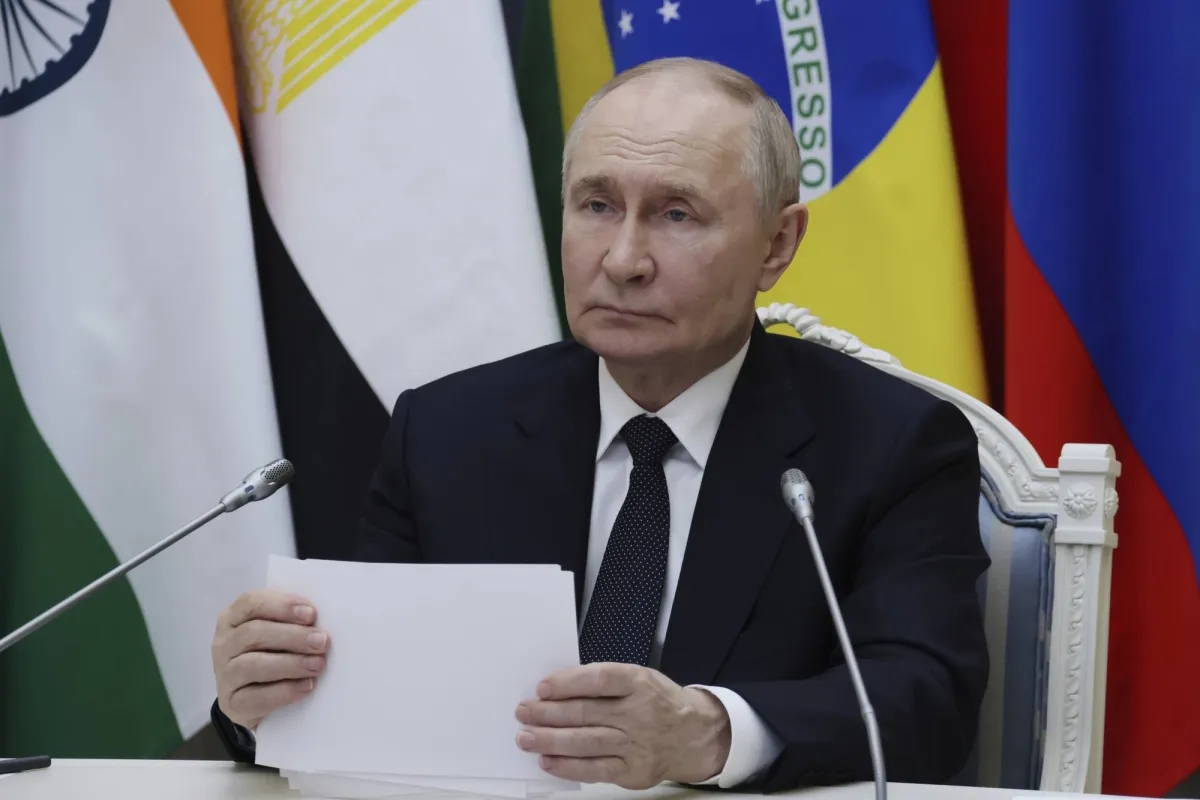 Russian President Dismisses Transport Minister