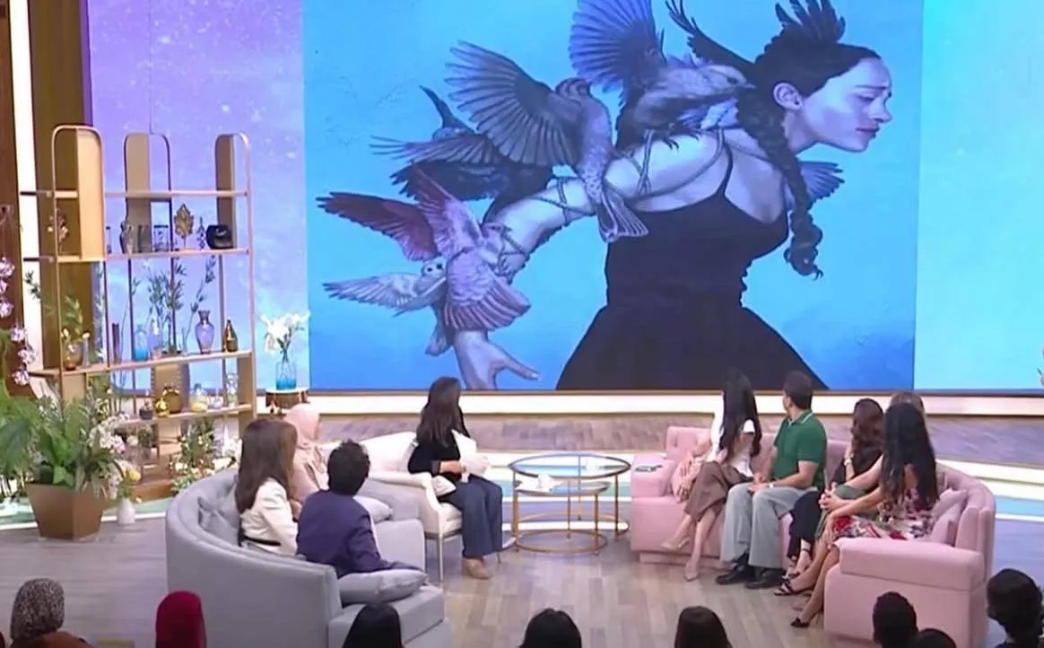 اتهام طليقة السقا بسرقة رسومات لفنانين أجانب يفجر ضجة في مصر