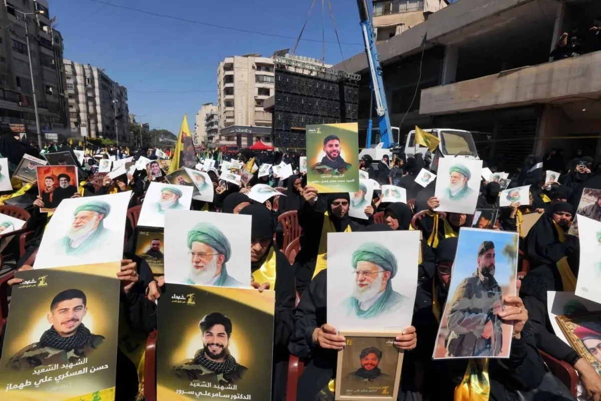 Lebanese Parties Warn Against Hezbollah Keeping Light Weapons