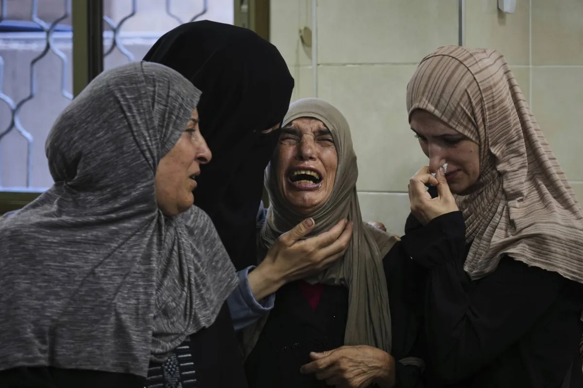 سكان غزة يرفضون خطة ترمب للتهجير رغم الموت والدمار